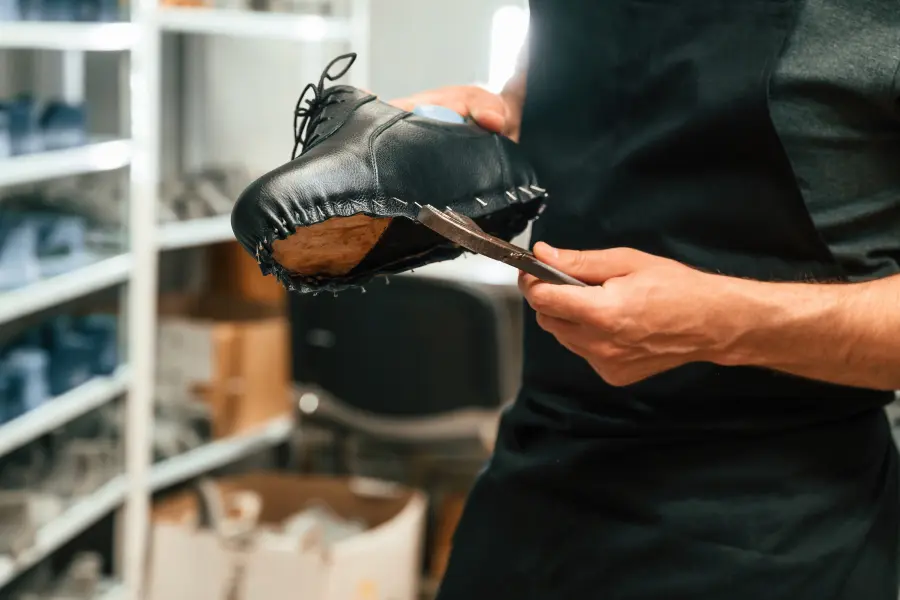 【熟練】靴職人の高い技術力